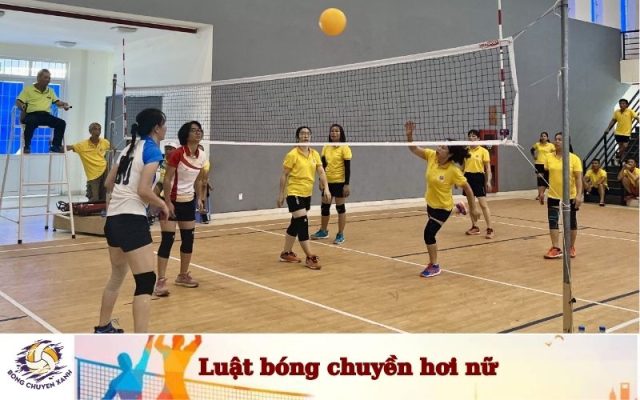 Luật bóng chuyền hơi nữ