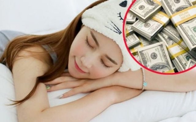 Mơ thấy tiền là điềm lành hay dữ? Giải mã các con số may mắn đi kèm.